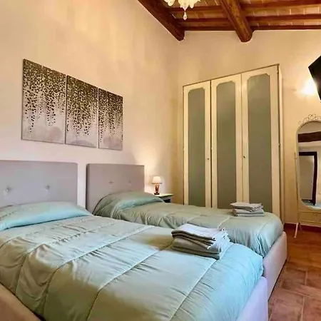 La Casina Di Nada * Massa Martana